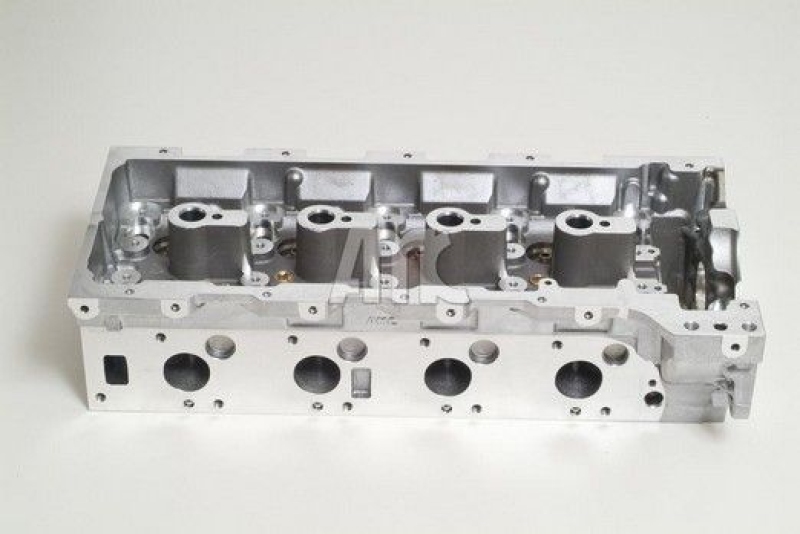 AMC Cylinder Head