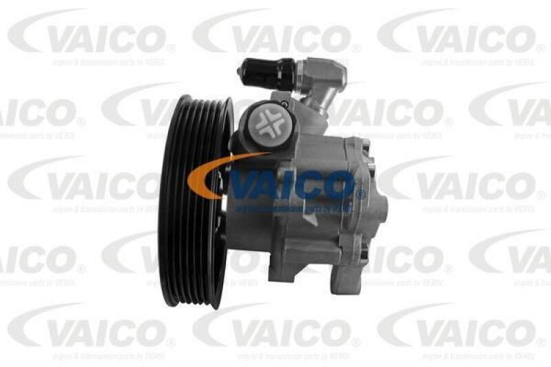 VAICO Hydraulic Pump, steering system Original VAICO Quality