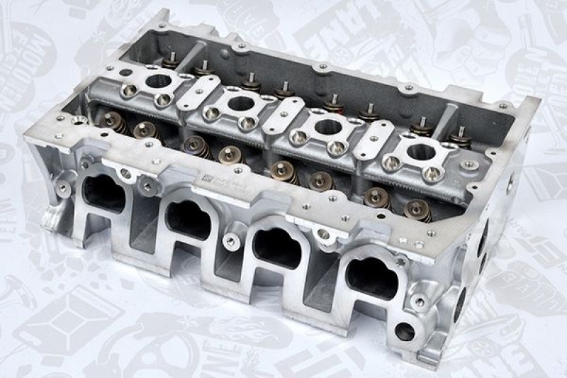 ET ENGINETEAM Cylinder Head