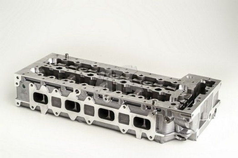 AMC Cylinder Head