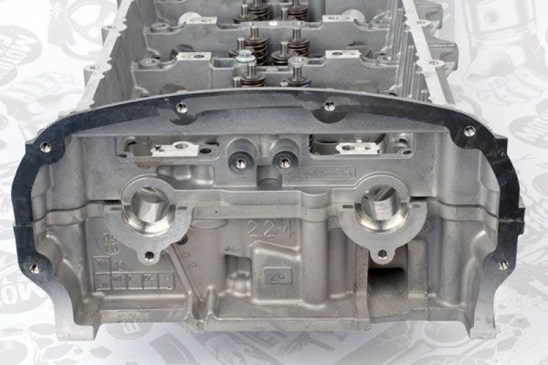 ET ENGINETEAM Cylinder Head